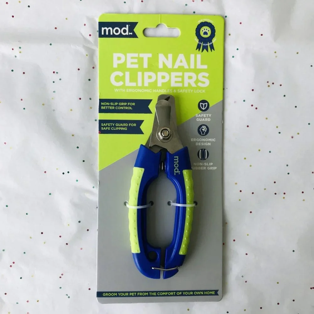 Dog mod Pet Nail Clipper Rubber Grip Safety Lock Easy to Use